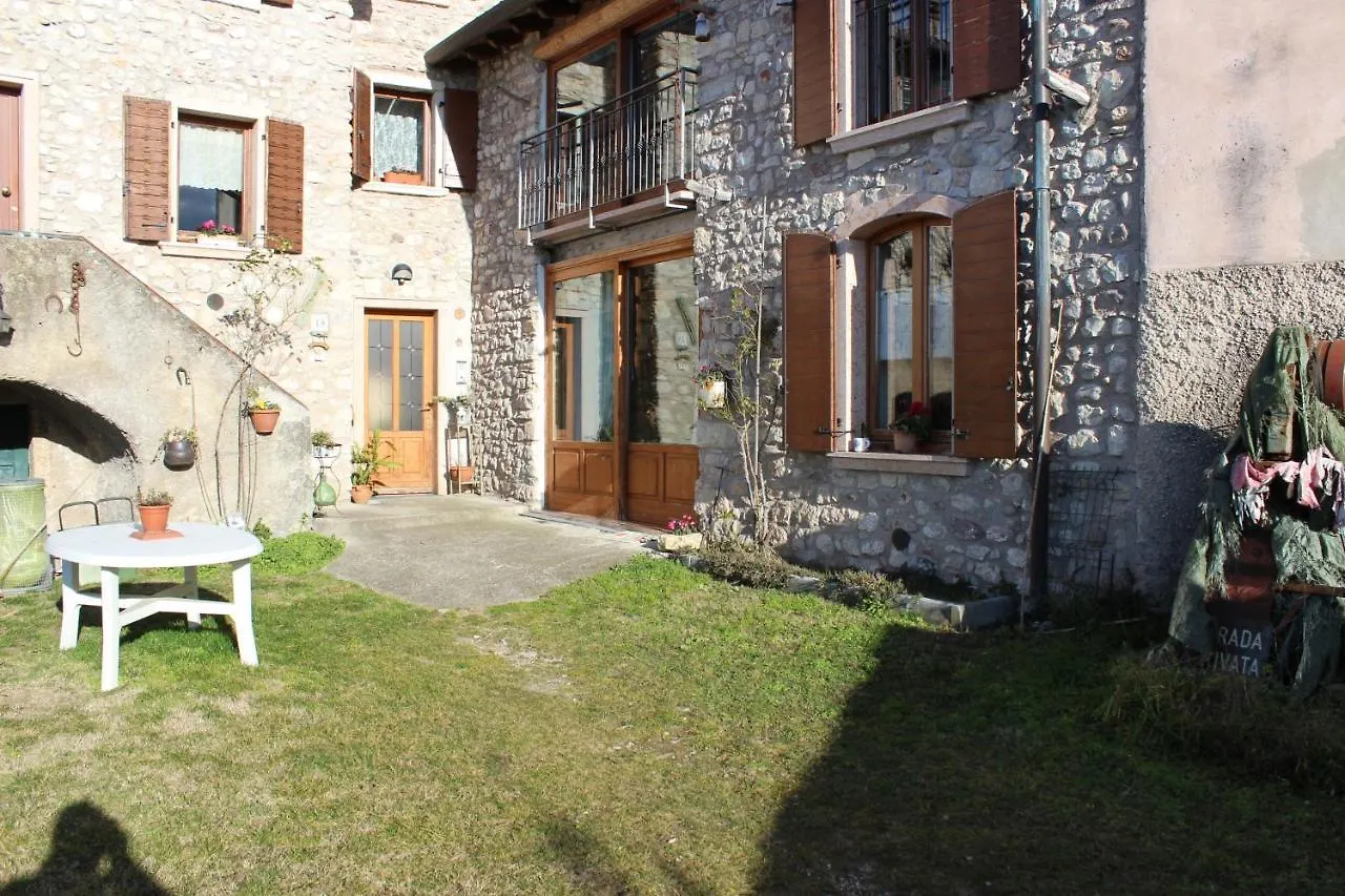 Lovelyflat II Albisano Torri Del Benaco Itálie